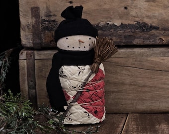 Primitive Quilted Snowman Shelf Sitter – Handmade Winter Folk Art – Rustic Farmhouse Christmas Decor