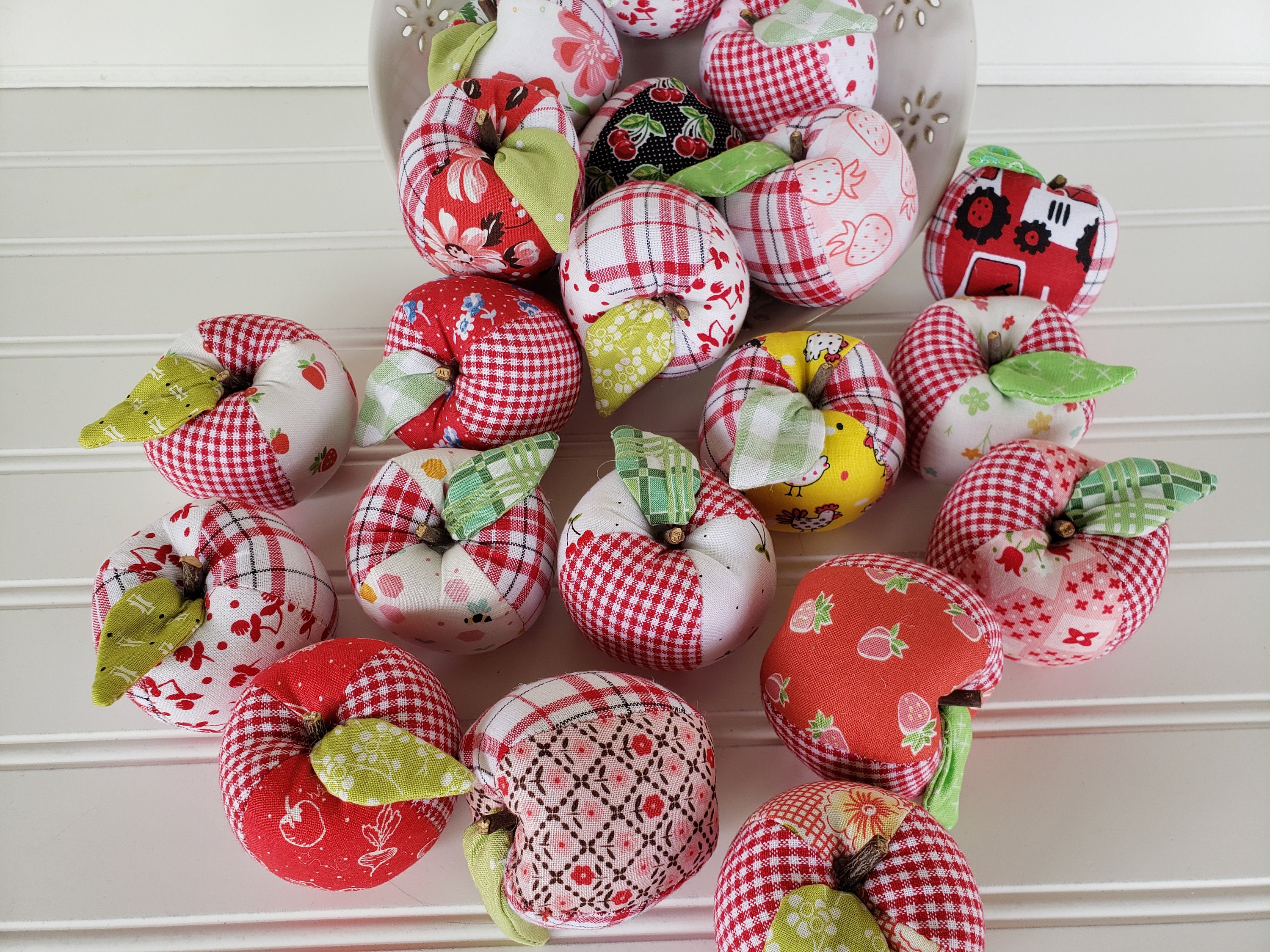 Patchwork Apple Bowl Filler Country Apple Summer Apple - Etsy Canada