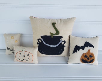Halloween Bowl Filler: Wool Applique Stitched Pillows (Set of 4)