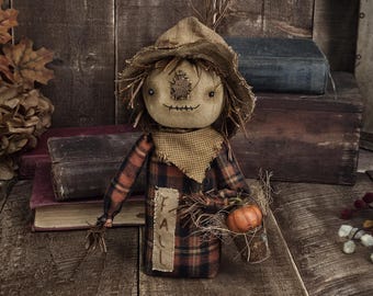Primitive Fall Scarecrow Tuck with Rusty Pail & Vintage Pumpkin – Handmade Autumn Shelf Sitter Tiered Tray Déco