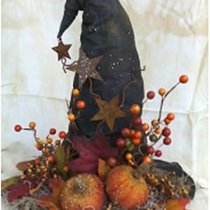 Mailed Witch Hat Paper Craft Pattern: 12 Inch Fall Decor
