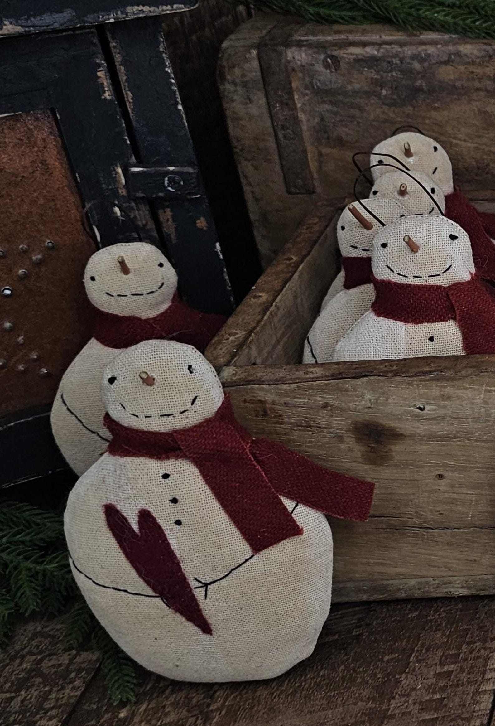 Snowman Types Primitive Snowman Ornament - Folk Art Snowman Christmas Tree Ornament ...