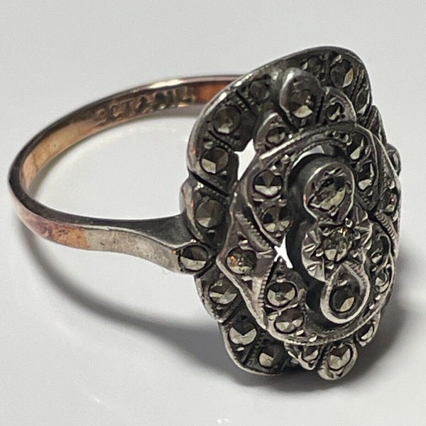 Antique vintage Art Deco 9 Carat Gold and Sterling Silver Ring with Marcasite Stones, Band UK size P 1/2