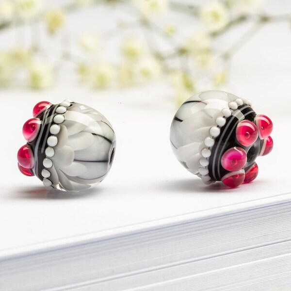 Two Lampwork Beads for Jewelry, Glass Bead Pair to make Earrings, Bracelet, Necklace, White and Pink Petal Beads