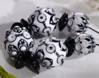 Black and White Lampwork Bead Set to Make Stylish Necklace