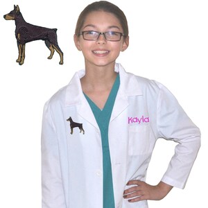 Personalized Kids Lab Coat with Doberman Dog Embroidery Design, Veterinarian Lab Coat, Birthday Gift, Childrens Lab Coat, Monogrammed Name