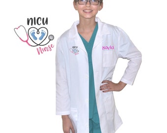 Bata de laboratorio personalizada para niños con diseño de bordado de enfermera NICU pequeños médicos y enfermeras, bata de laboratorio juvenil, bata infantil, disfraz de Hallowen
