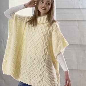 Mönster för stickning av kabelstickad poncho, Aran ulltabard (PDF-mönster)