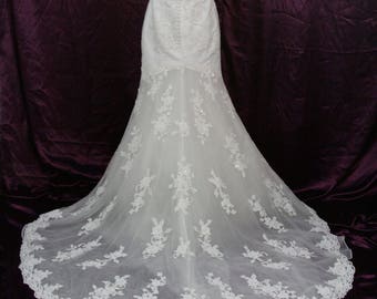 Alfred Angelo ALL Lace wedding dress size 6