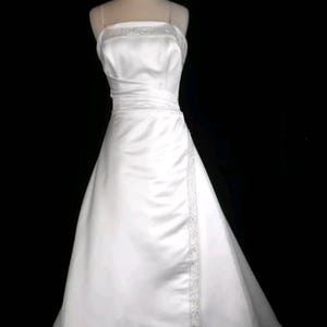 Used wedding dress size 12 online