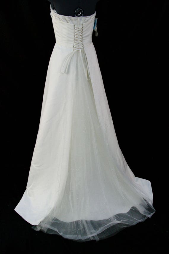 Sale... Wedding Dress size 10 Soft Ivory/Cream li… - image 1