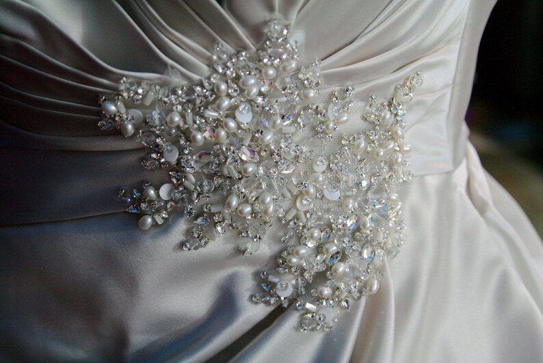 NEW OLD STOCK Casablanca Ivory Plus size Wedding dress size 16