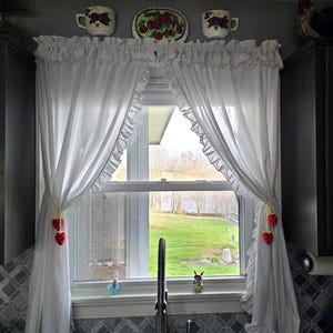 Strawberry Curtain Tie Backs, Curtain Sash, Crochet Handmade