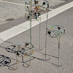 Vintage Rusty 4 Pot Plant Stand With Leaves Weathered 28"H