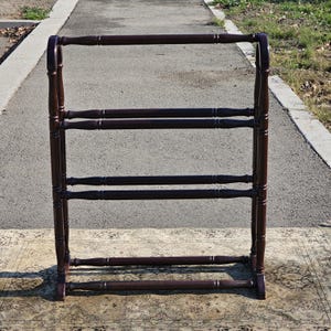 Vintage Bombay Company Cherry Finish Quilt Rack 27.5