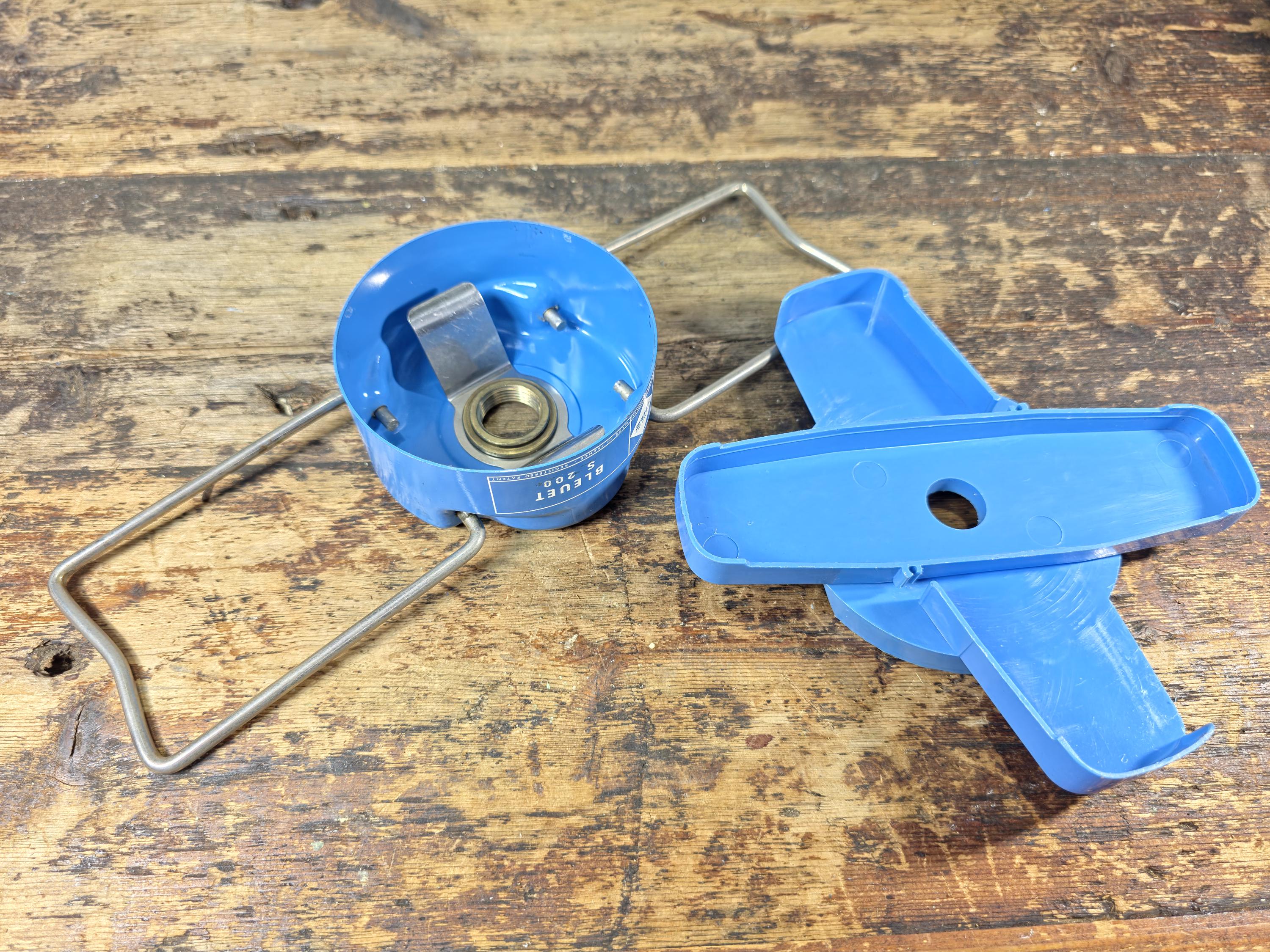 RÉCHAUD Camping Gaz Bleuet S 200 avec base de support - Sport & Plein air