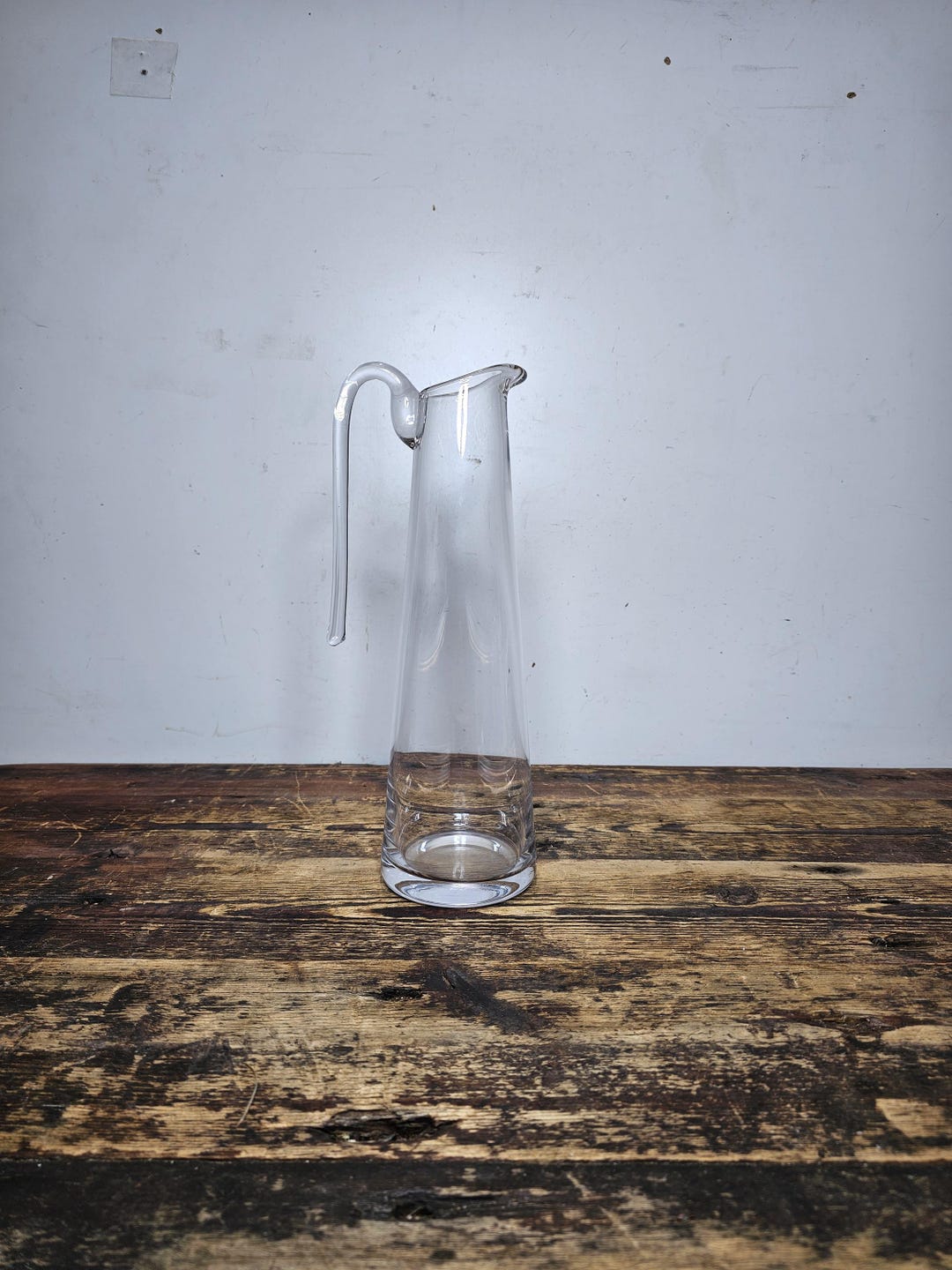 Desktop Pitcher Modern Tapered Glass Pitcher With Top-mounted Handle 2 Pint Capacity - Etsy