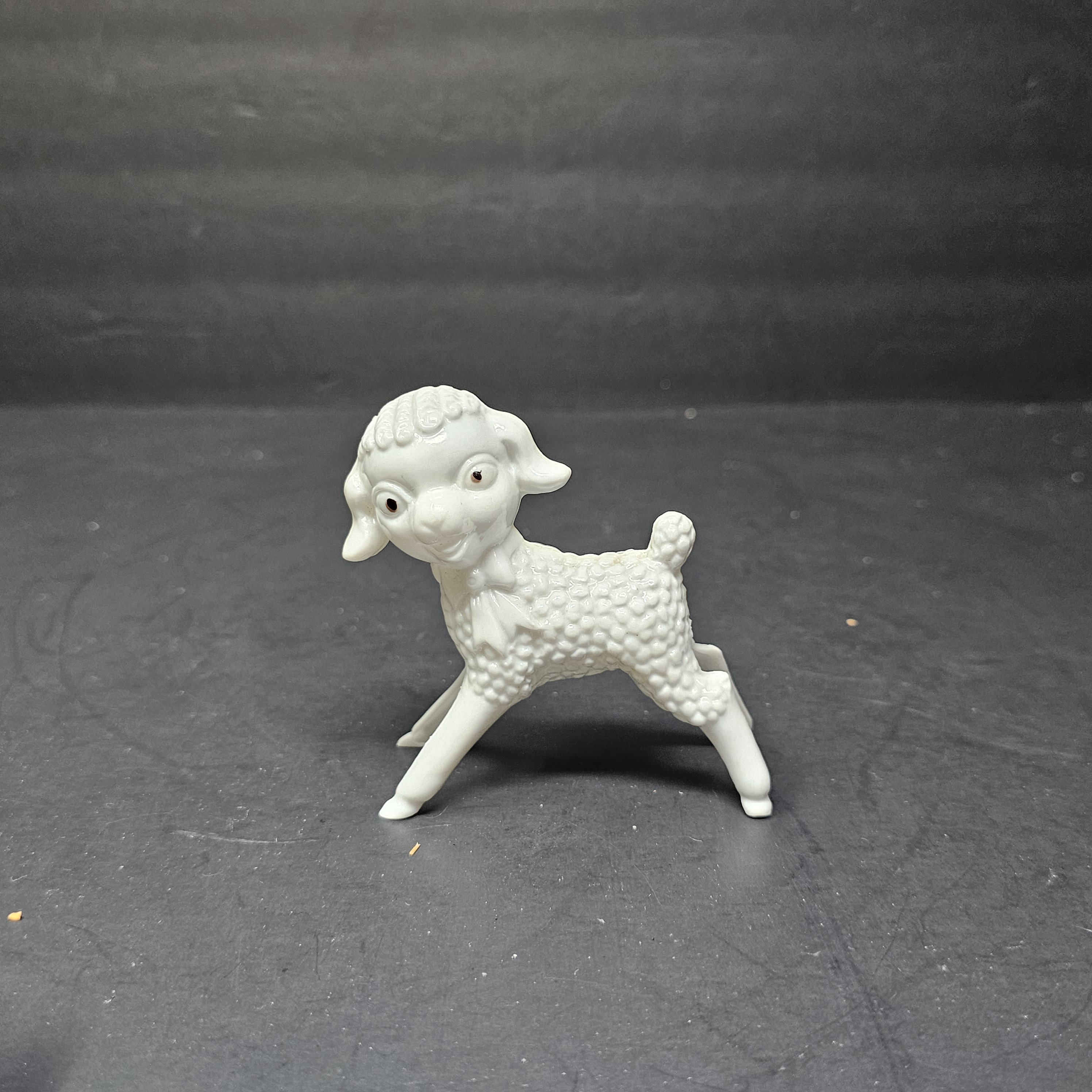 Vintage White Plastic Lamb Toy MCM 50's 3.25
