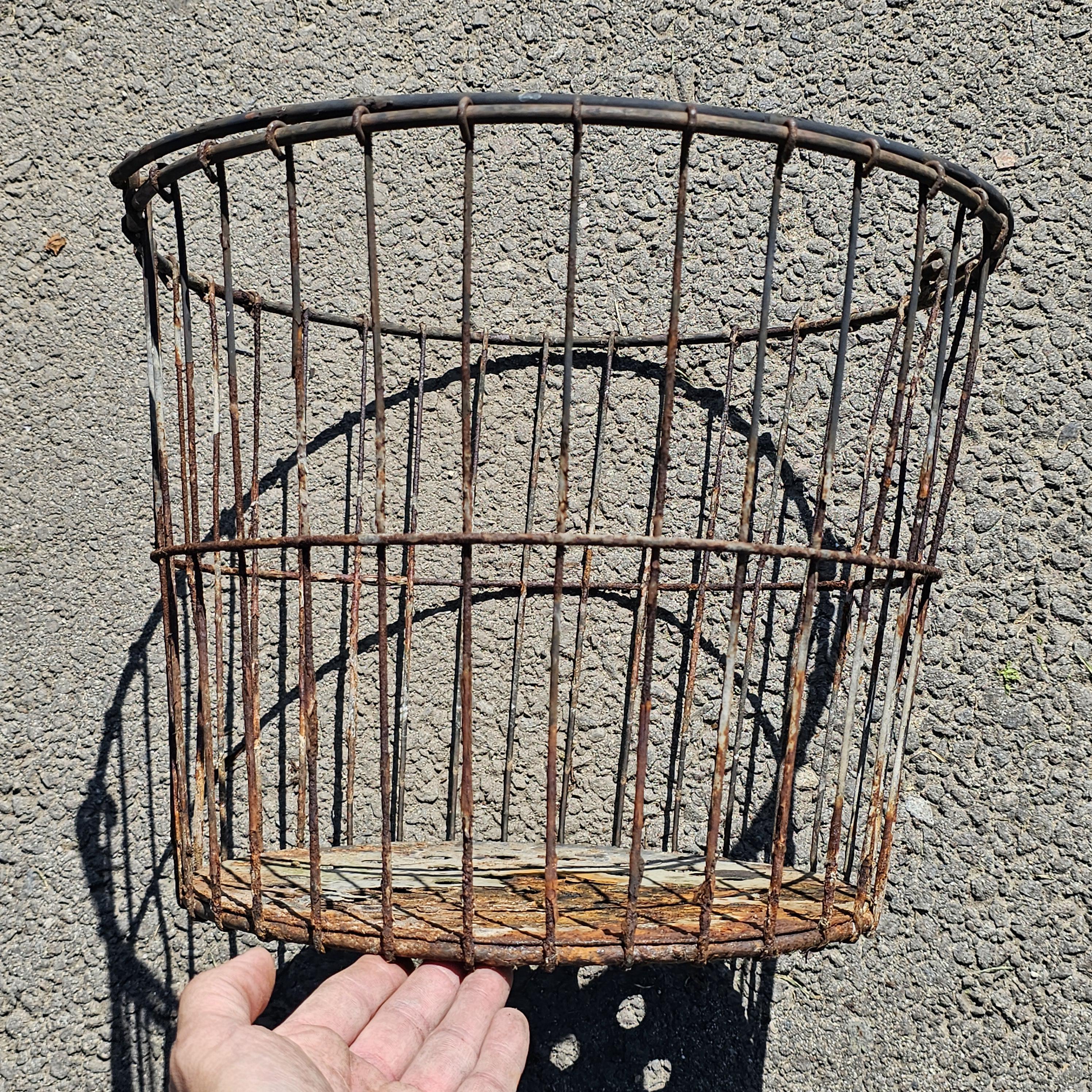 Vintage Rusty Wire Gathering Basket With Perforated Metal Base 15