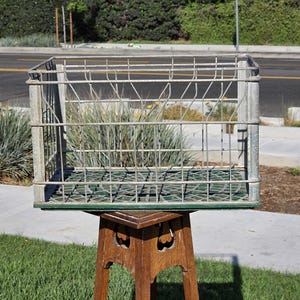 Vintage Wire Milk Crate - Etsy