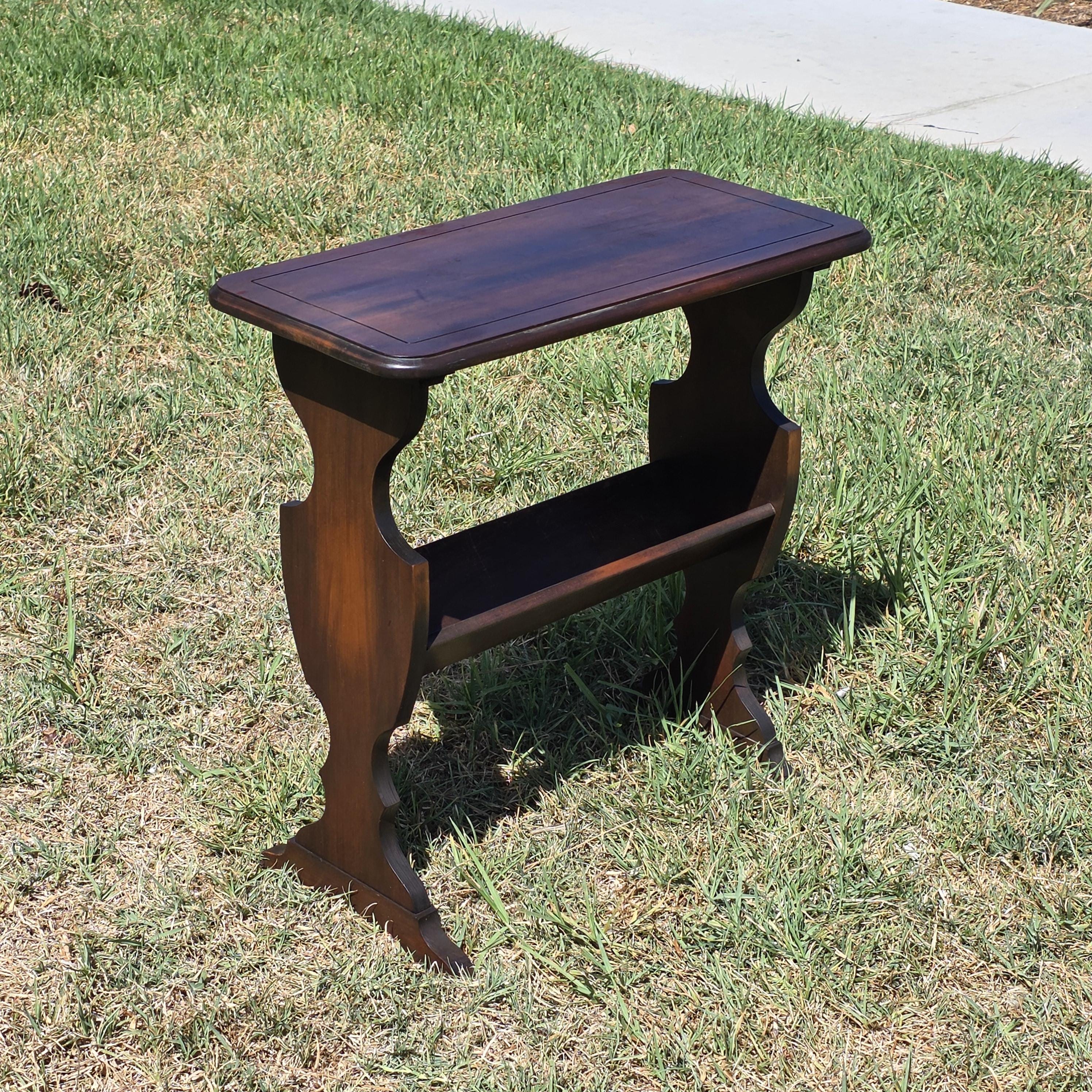 Magazine Rack Side Table ヴィンテージ ポストモダン Magazine Rack