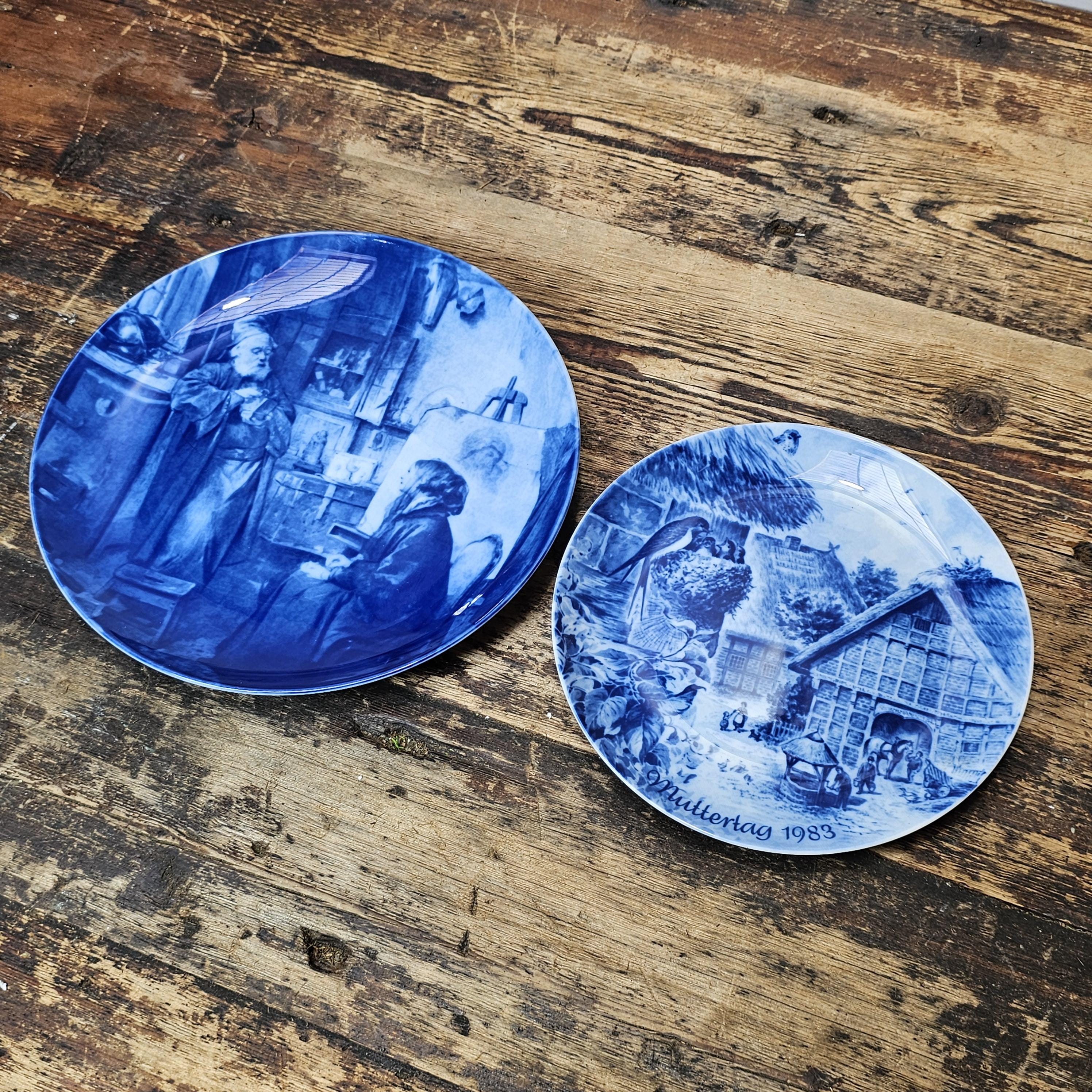 Set of 2 Vintage Berlin Design Collector Plates - West Germany