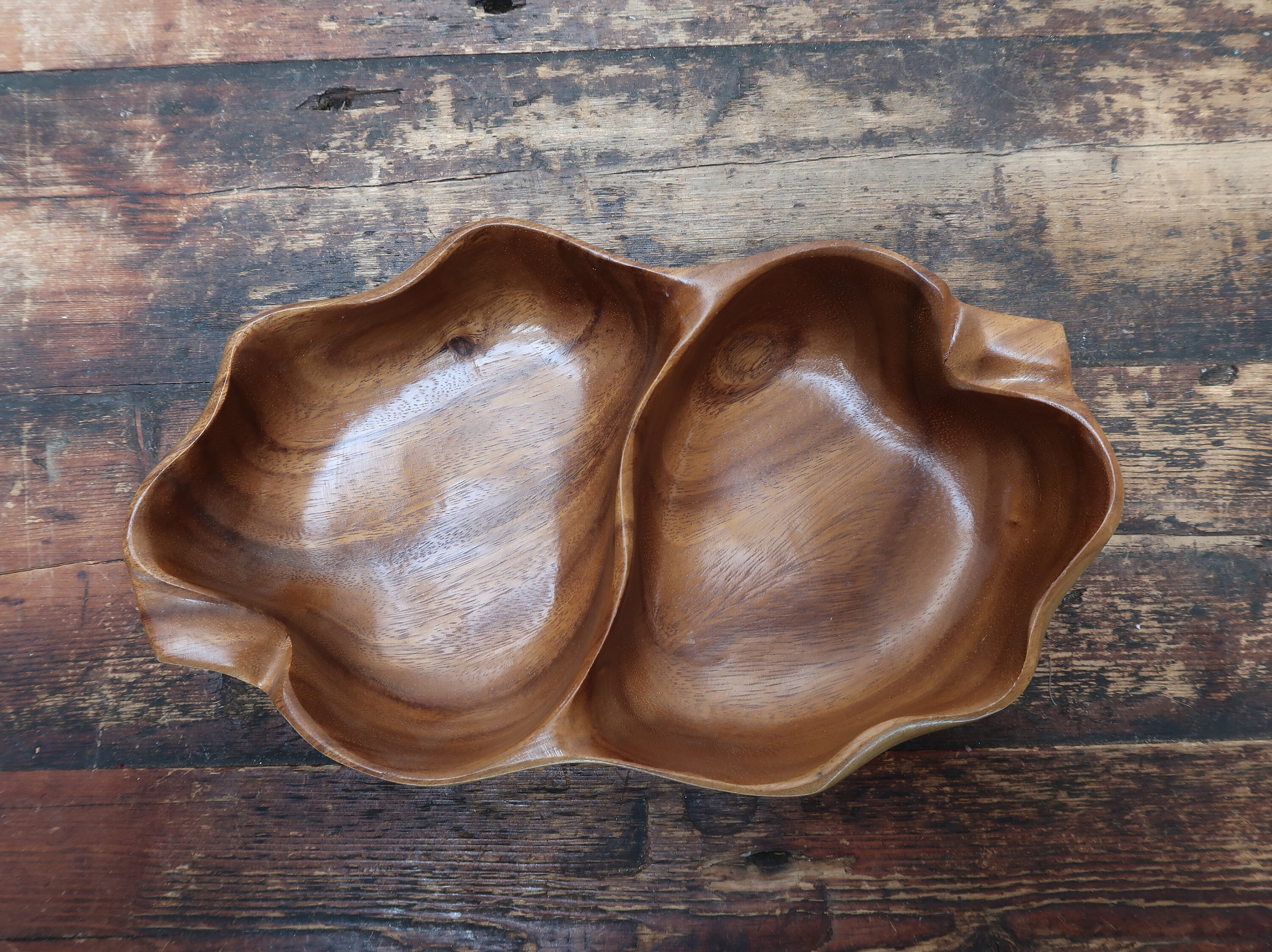 Vintage Woodcraft Hawaii Made by Hawaiians Monkey Pod Wood Bowl 12.5 X