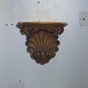 Vintage Plaster Wall Shelf Shell Scroll Gold Trim Hollywood Regency Scallop 7"