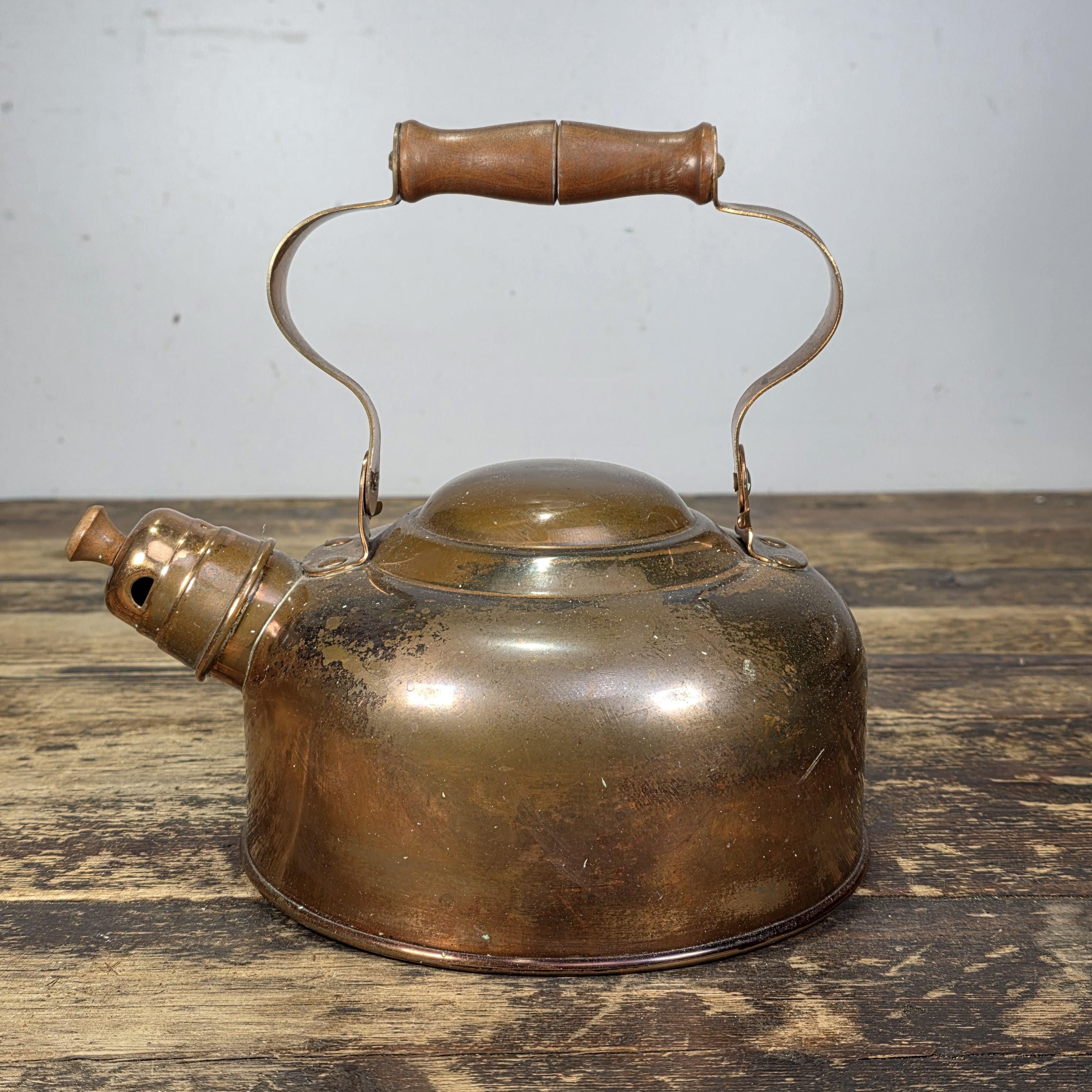 ○鍋 銅製 ポルトガル製 TAPIOL タピオル ヴィンテージ Vintage ODI Solid Copper Kettle With Wooden Handle – Made in