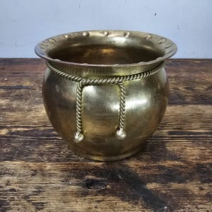 Vintage Small Brass Planter Rope Around Neck 4.5&quot;H