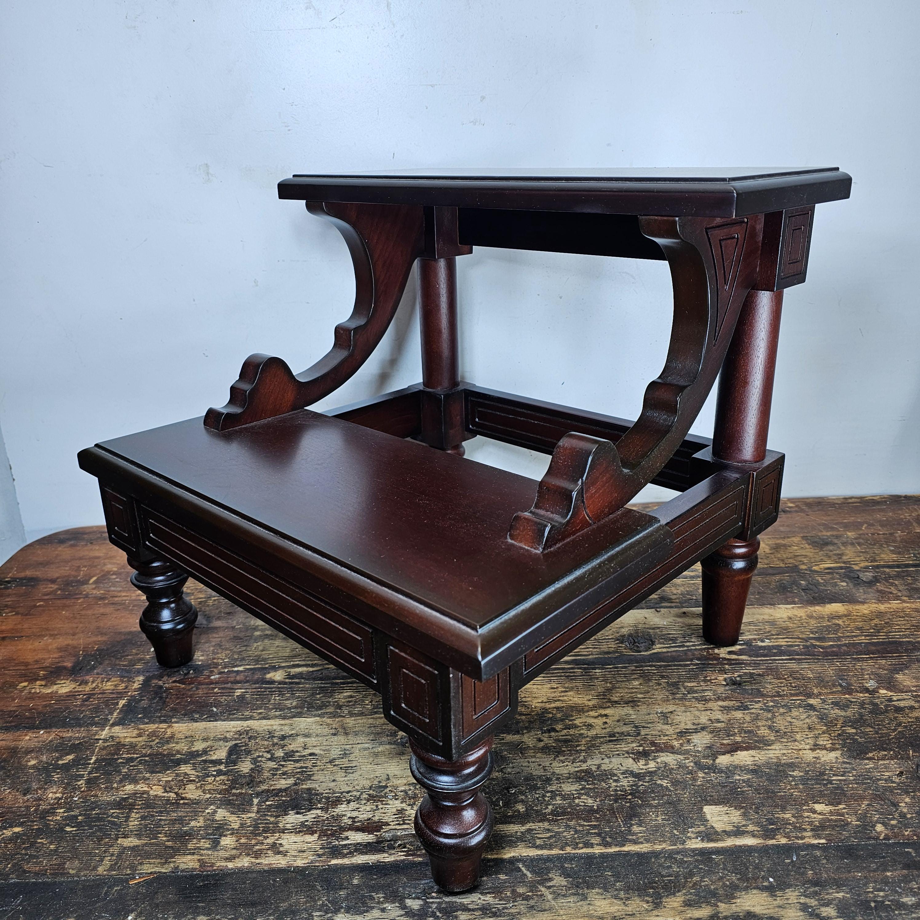 Vintage Bombay Company Solid Cherry Bedside Library Steps 17