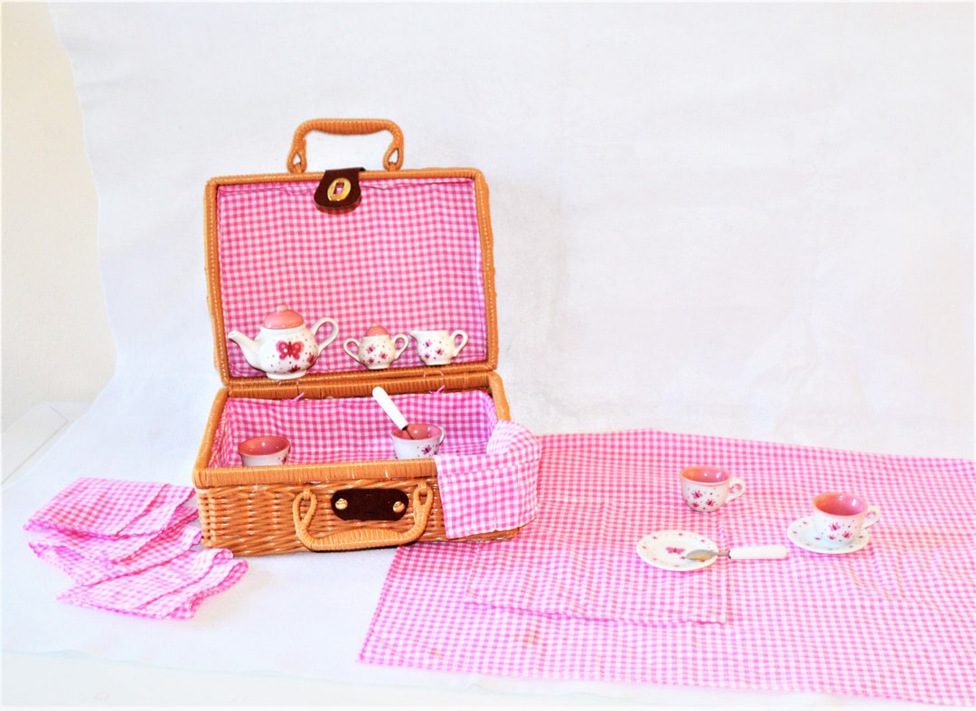 Small Picnic Basket Child Size Pink Gingham Vintage Wicker Etsy