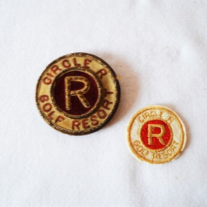 Distintivo in stile Grand Budapest Hotel: toppa Vintage Circle R Golf Resort