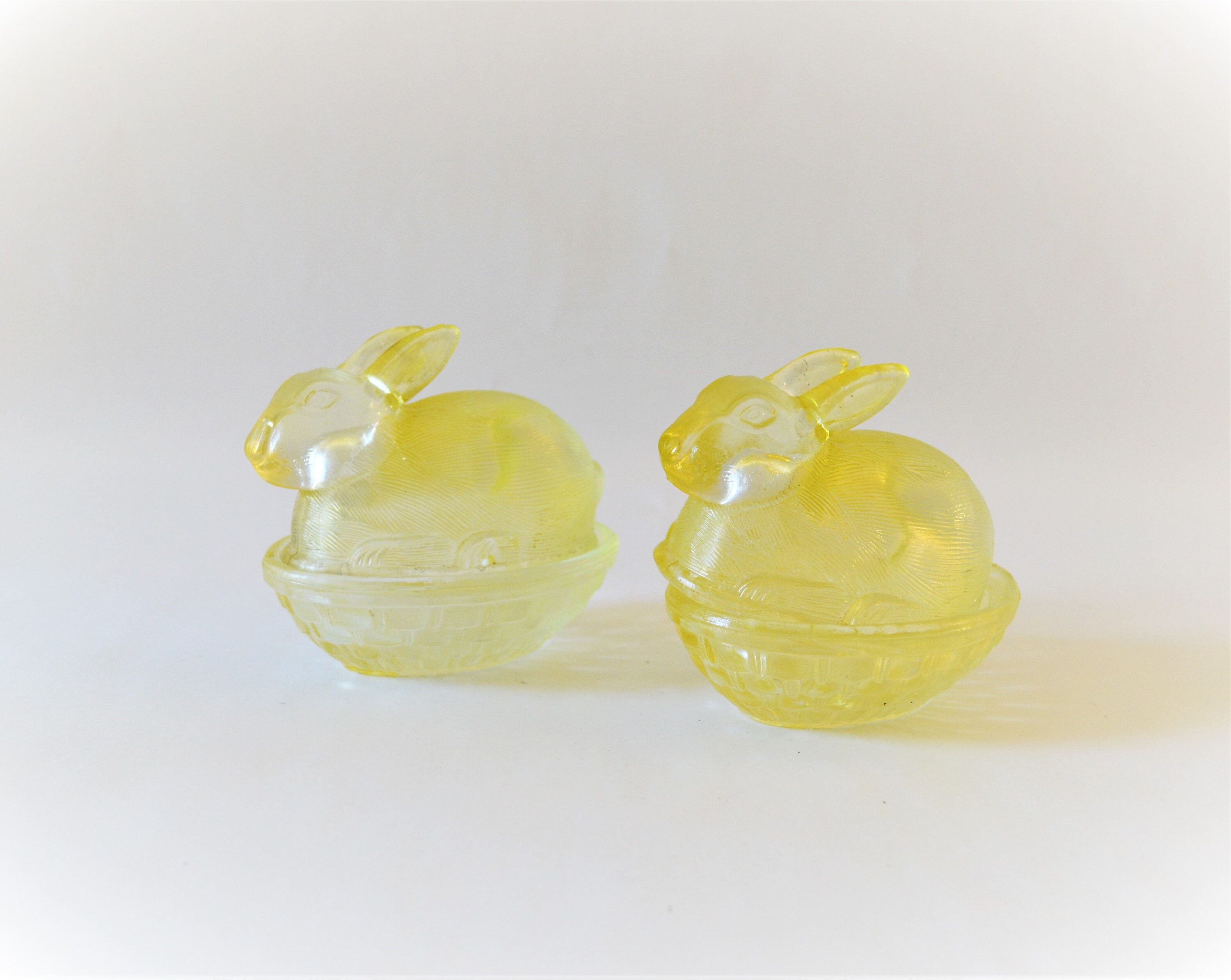 Vintage Carnival Glass Rabbit Dish: Yellow Pressed Glass Easter Bunny ...