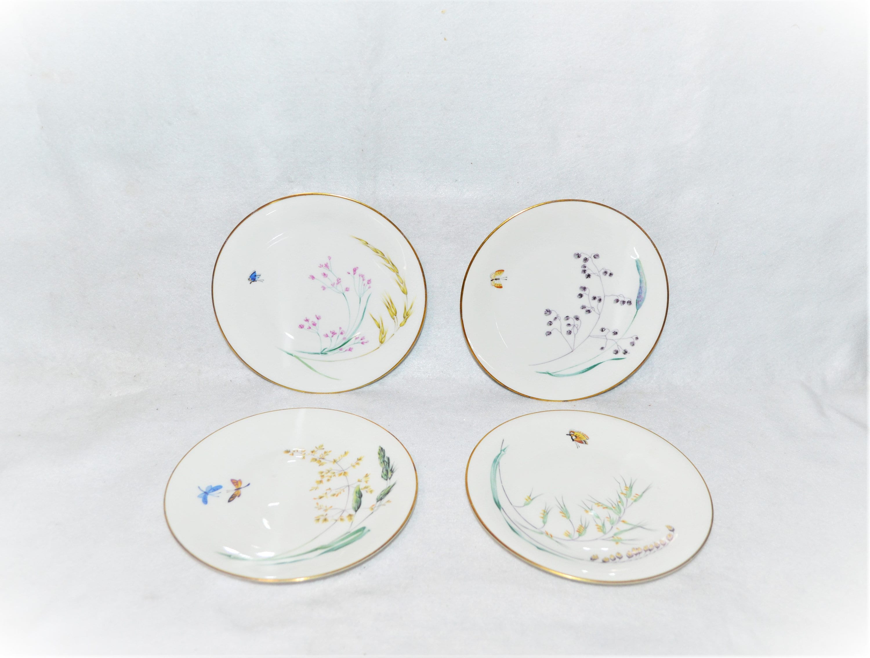 ヴィンテージ バタフライ デザートプレートセット：ゴールドリム磁器