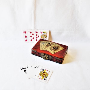Casinospeelkaarten Spelset Houten doos Koffer Standaard Gin en Rummy Texas Hold'em Up Poker Solitaire Cadeau voor hem Black Owned Business Shop