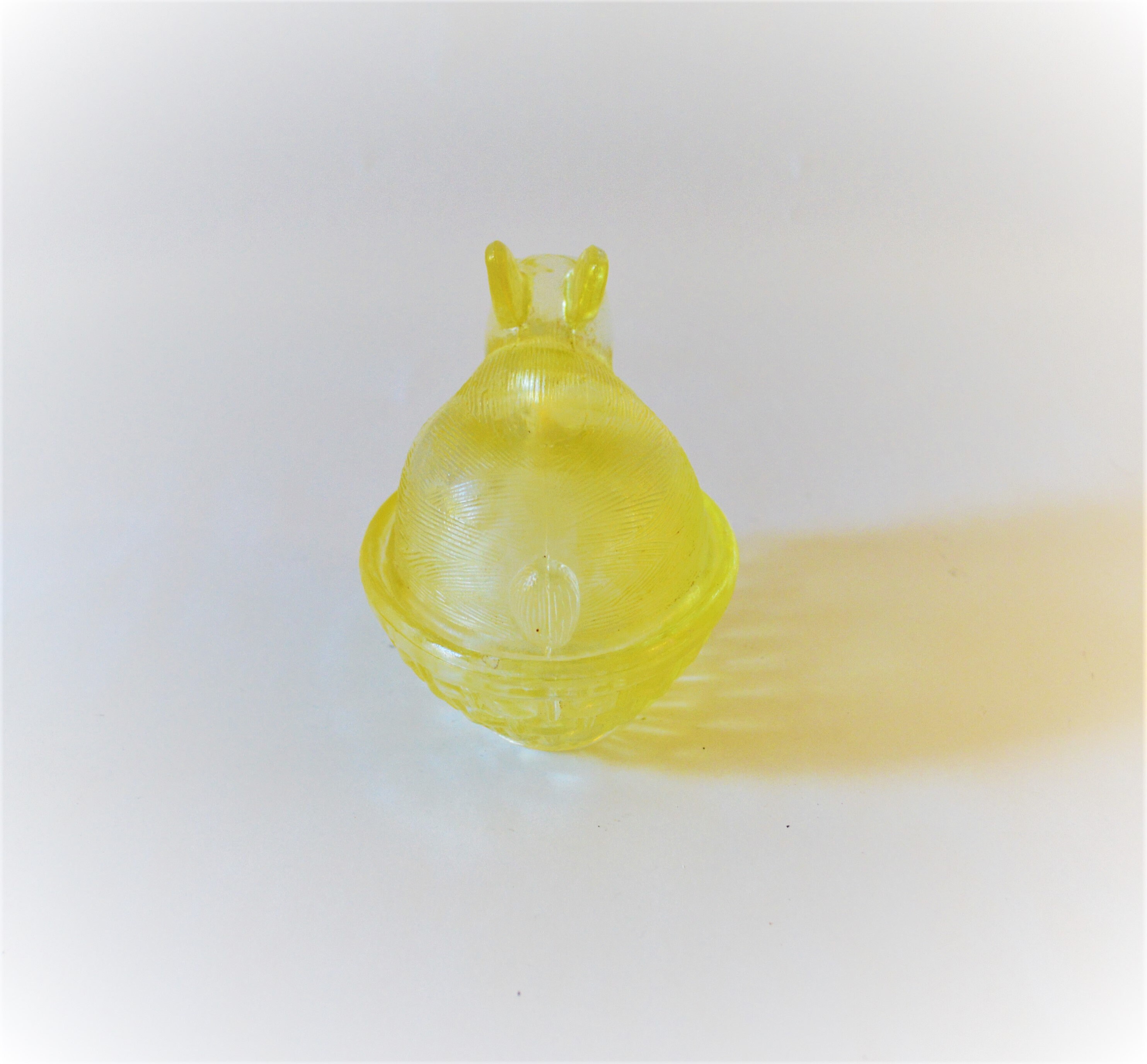 Vintage Carnival Glass Rabbit Dish: Yellow Pressed Glass Easter Bunny ...