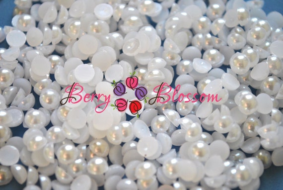 10mm Half White Pearls - Flat back pearls - half pearls - flower center,  pearl beads - pearl embellishment