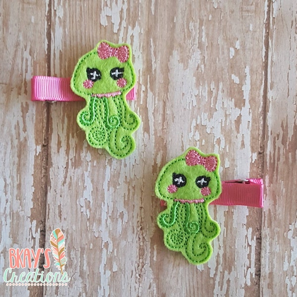 Jellyfish felt hair clip, green and pink jellyfish hair clip, jellyfish clippies, pigtail set, felt hair clips, jellyfish hair bows