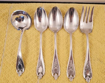 1847 Rogers Bros - Old Colony - Pierced-XS Triple-5 piece serving set-25110A