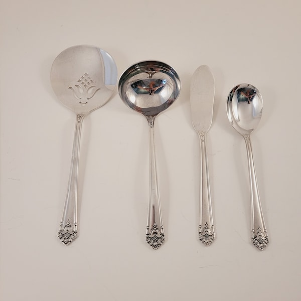 Vintage 1847 Rogers Bros. "Her Majesty" 1931 Silverplate-Serving Pieces-Tomato Spoon-Pie Lifter-Sugar Spoon-Butter knife