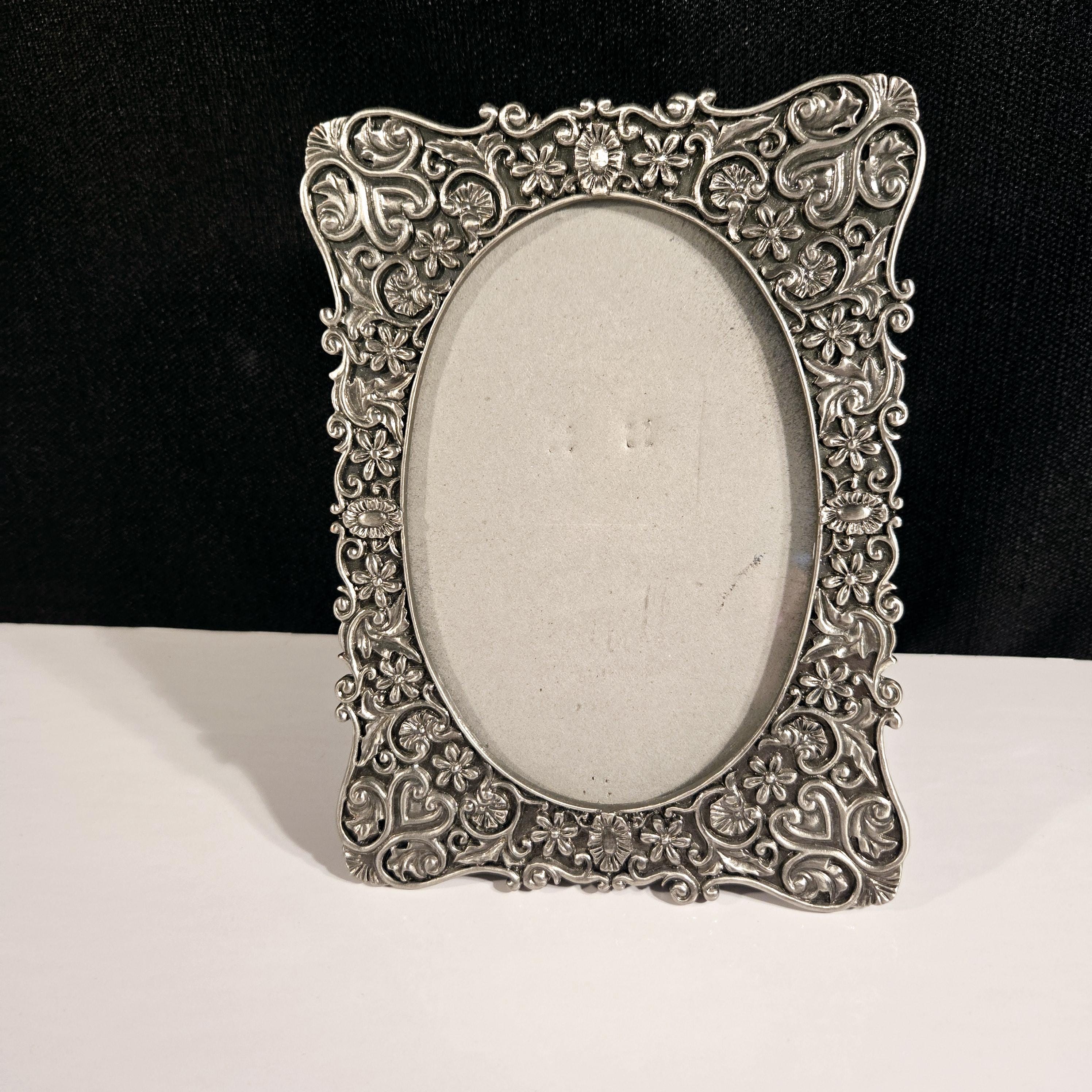 Cornice Portafoto Vintage In Metallo E Vetro – Design Floreale, Formato 10x15 Cm, Perfetta Per Tavolo E Decorazione Casa