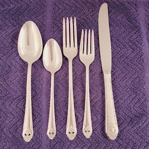 Lovely Lady - Holmes & Edwards - INLAID IS - Silverplate Flatware - Replacement pieces