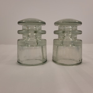 Vintage Armstrong Clear Glass Insulator Set - Circle A
