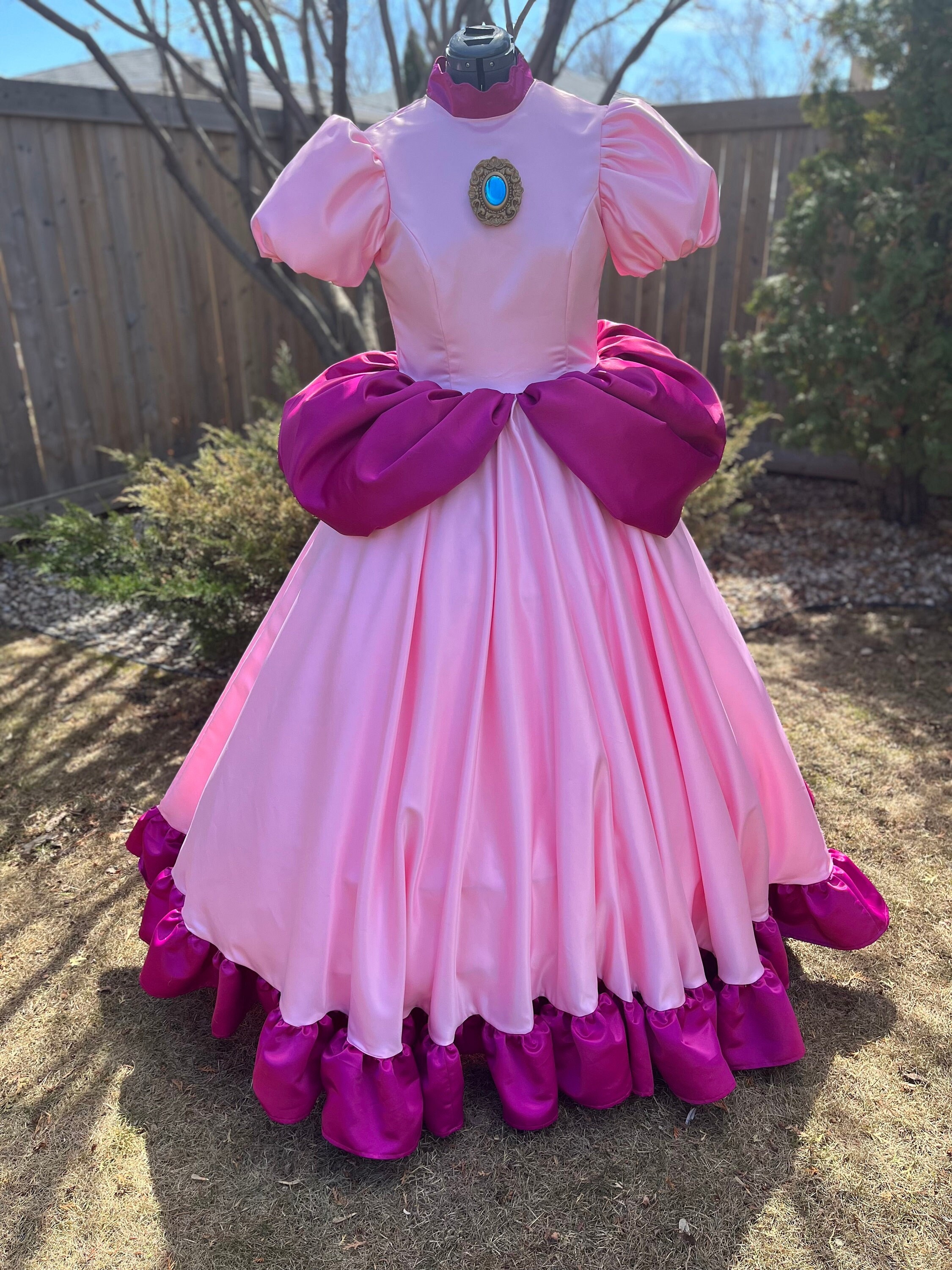 Princess Peach costume, girls Super Mario costume, Princess Peach dress