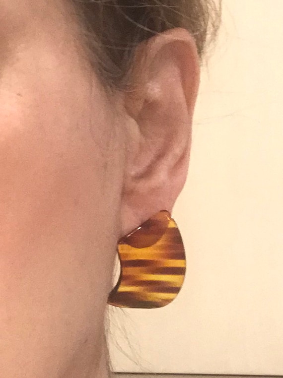 Tortoiseshell Pierced Earrings - image 1