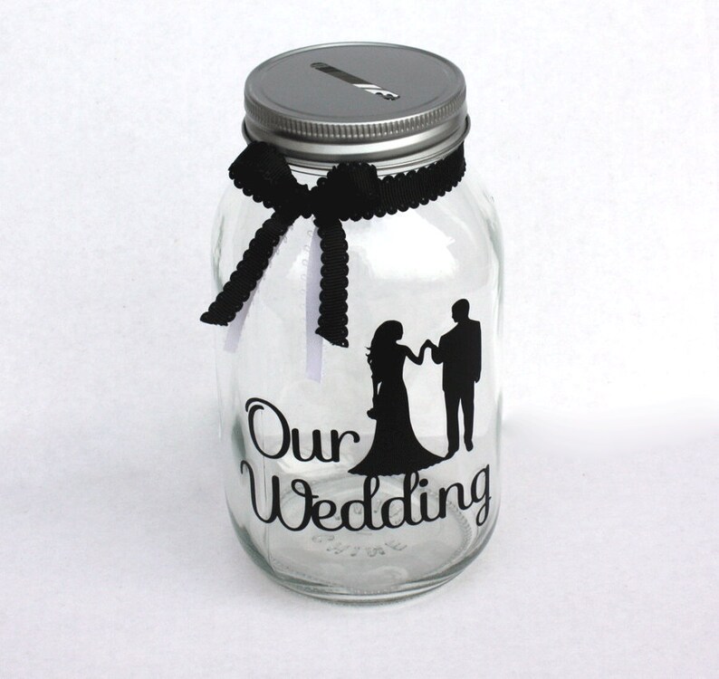 Wide mouth mason jar coin slot lid