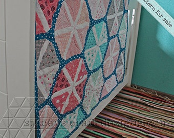 Lois Quilt PDF sewing pattern with instructions