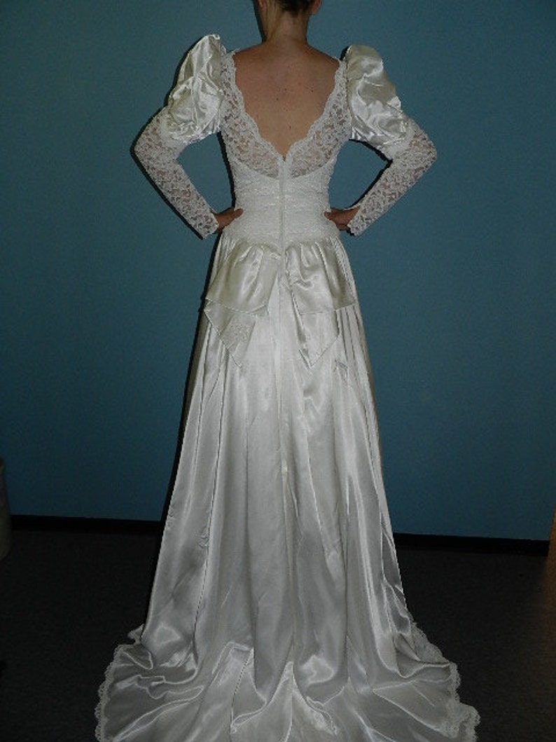 Vintage 80s Satin and Lace Sleeved Wedding Gown Etsy