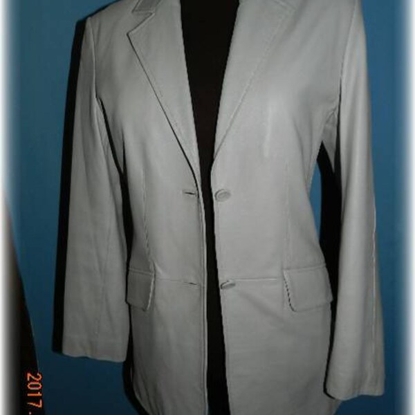 Classic White Leather Pamela McCoy Collection Blazer Style Jacket